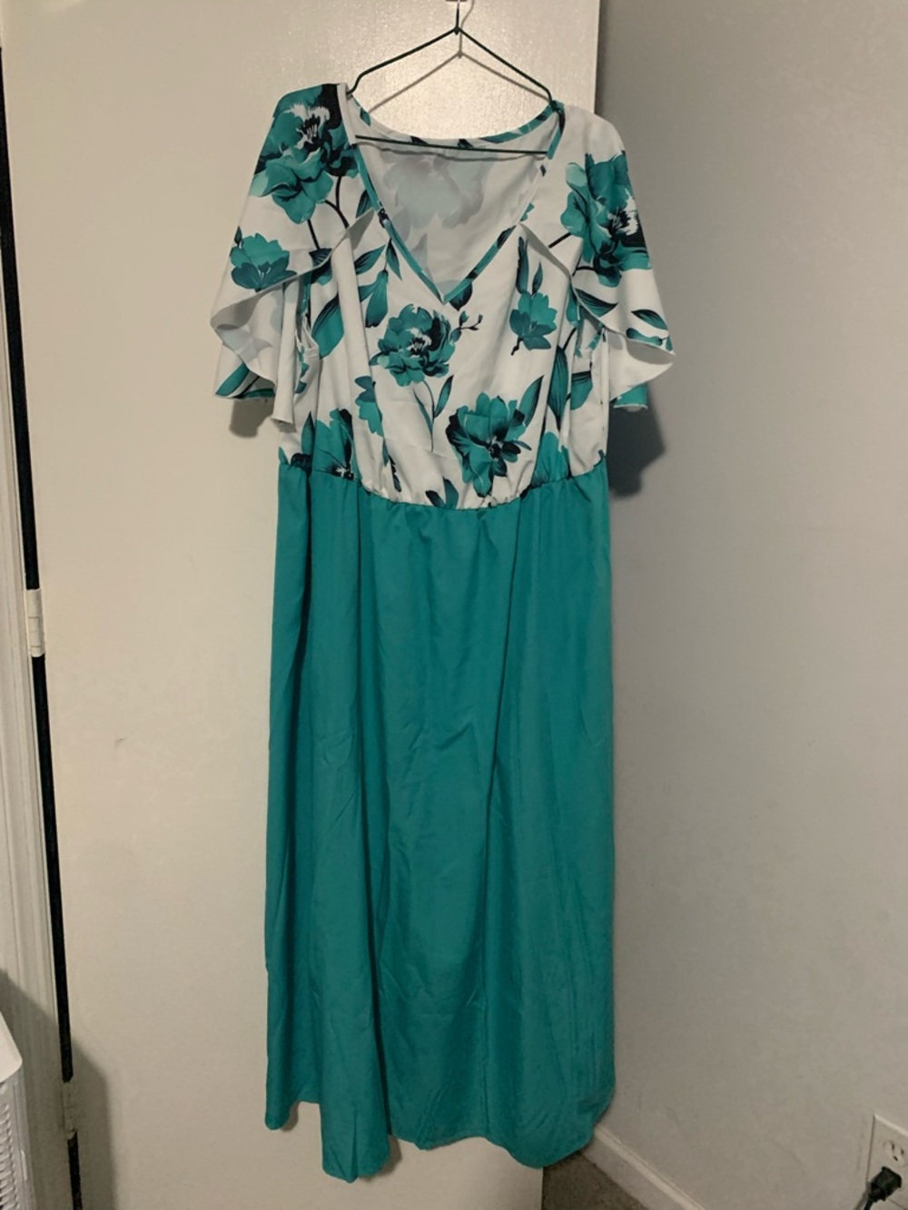Teal Floral V-Neck Maxi Dress